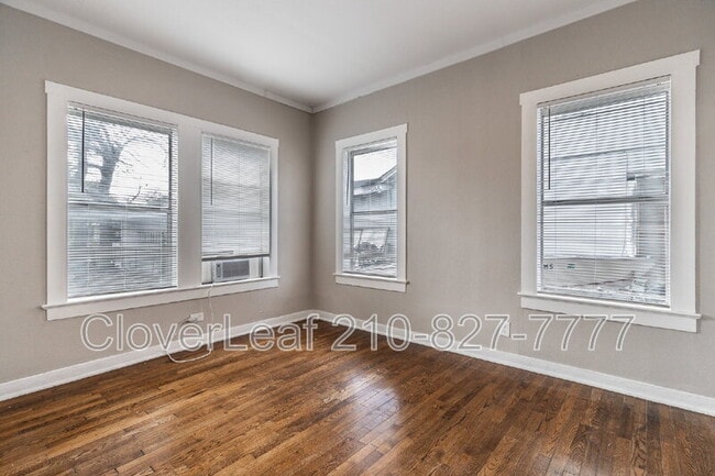 Building Photo - 206 Hoover Ave