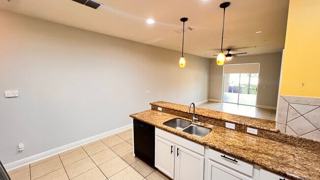 Building Photo - Elegant 3-Bedroom Home with Modern Comforts in the Reserve at Meadow, Ocoee! WASHER AND DRYER INC...