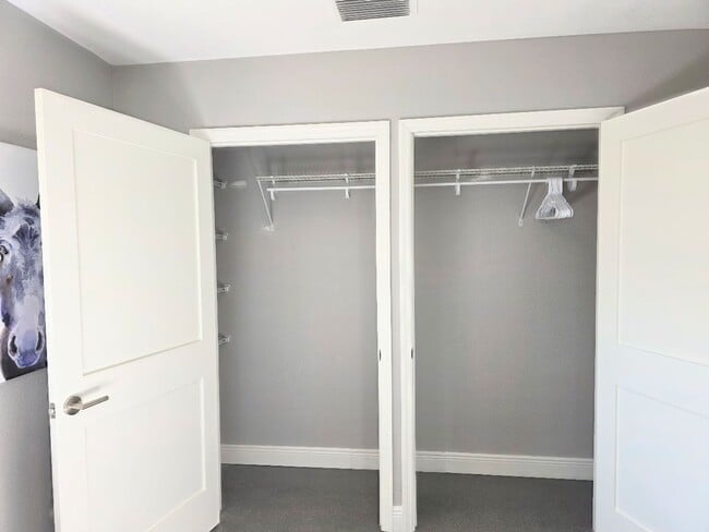 Building Photo - Beautiful waterfront property in Woodland Estates.