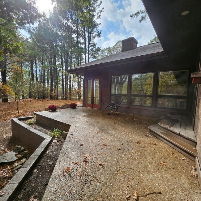 Building Photo - 81 Kincardine Dr