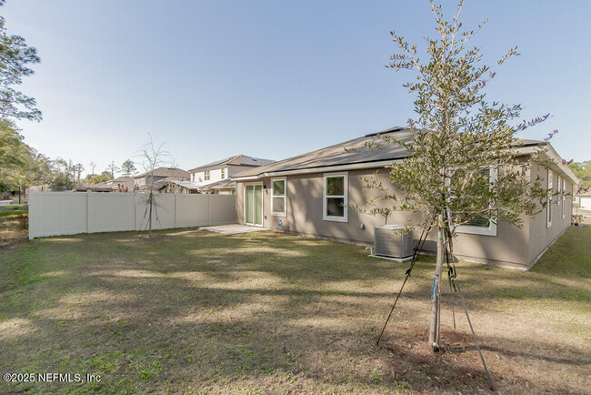 Building Photo - 2290 Willow Springs Dr