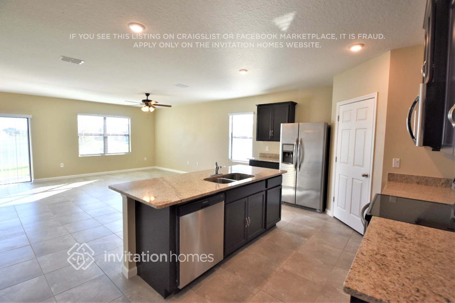 Building Photo - 4394 Magenta Isles Dr