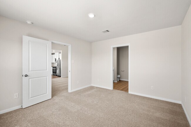 Building Photo - 10391 Red Cardinal Dr