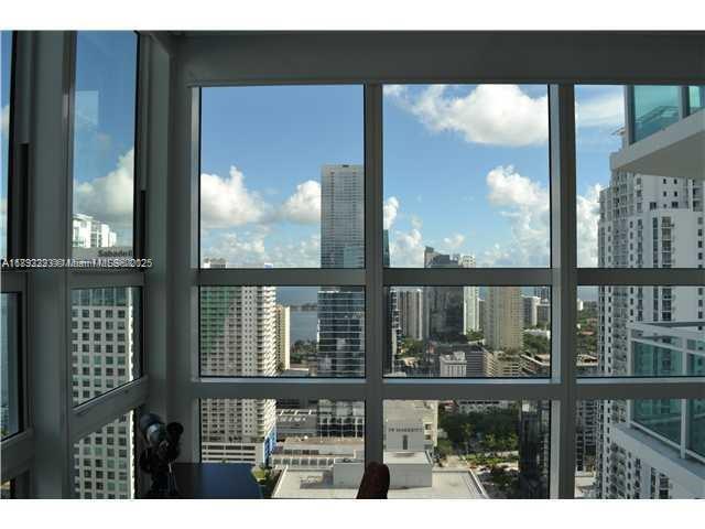 Building Photo - 951 Brickell Ave