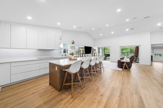 Building Photo - 2721 Neaton Ct