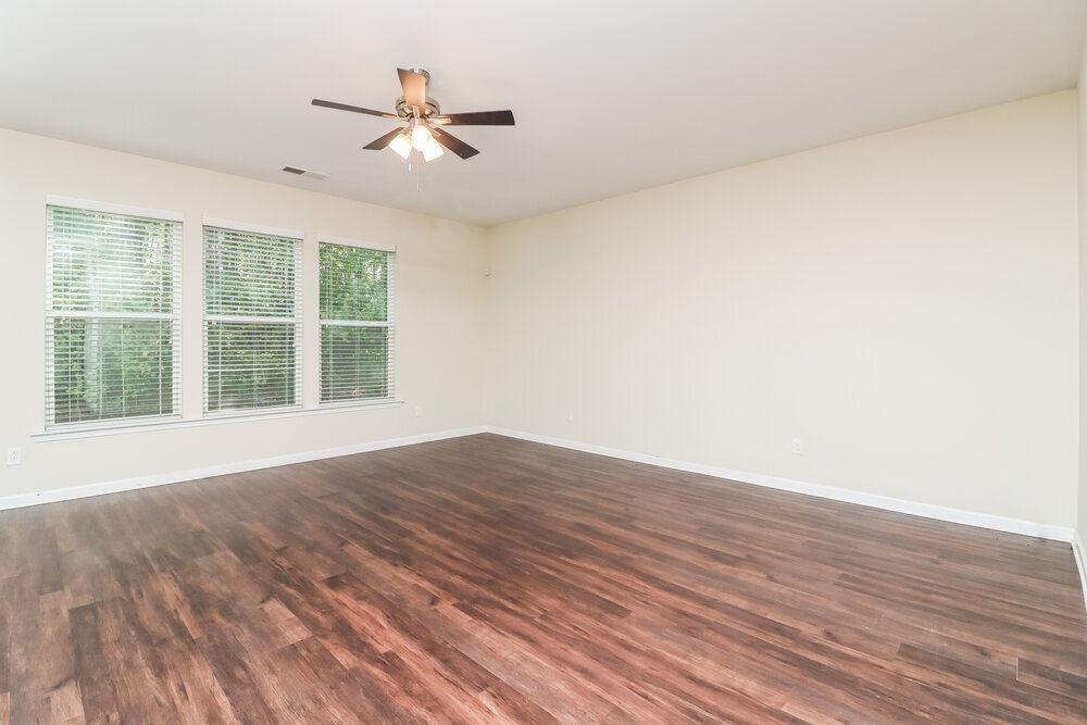 Building Photo - 374 Darbys Run Ct