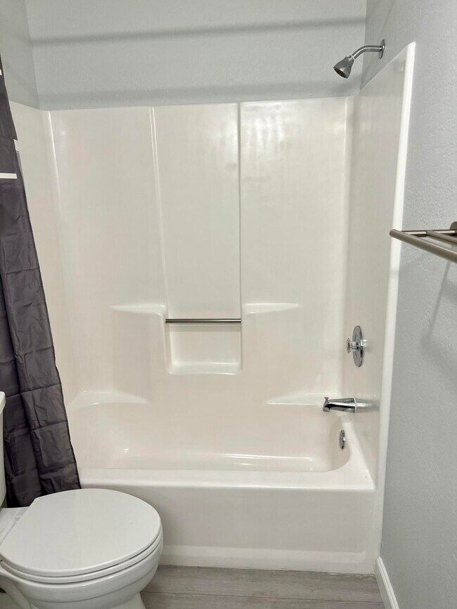 Building Photo - 2820 N Arcadia Ct