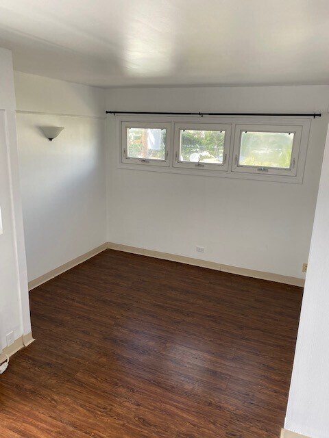 Building Photo - 1459 Pele St