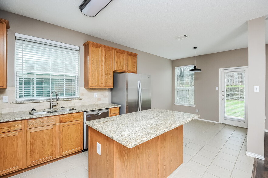 Building Photo - 4805 Barnhill Ln