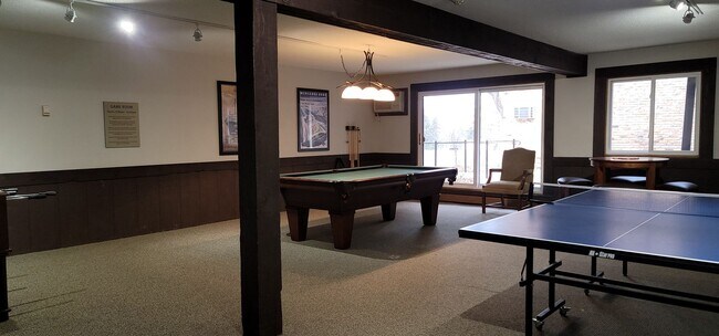 Building Photo - Downtown Wayzata Condo for Rent