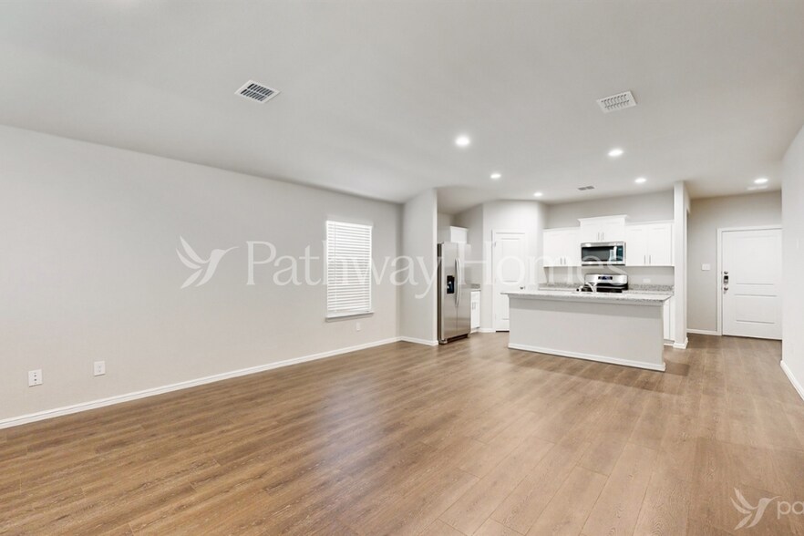 Building Photo - 1616 Gatesville Ct