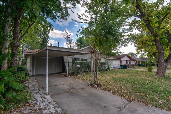 Building Photo - 3106 Maysel St