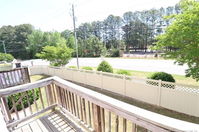 Building Photo - 1405 Regents Ln