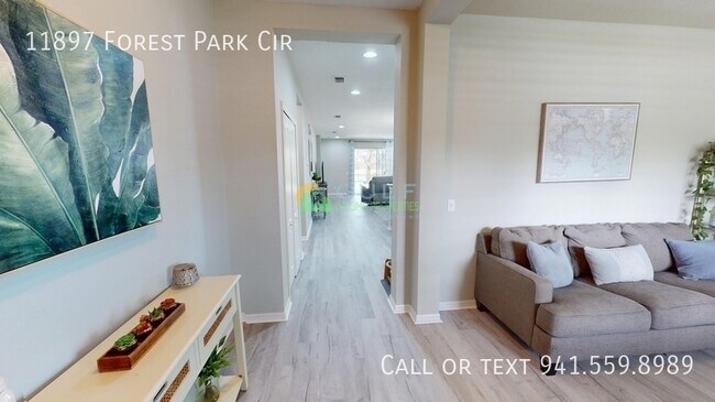 Building Photo - 11897 Forest Park Cir