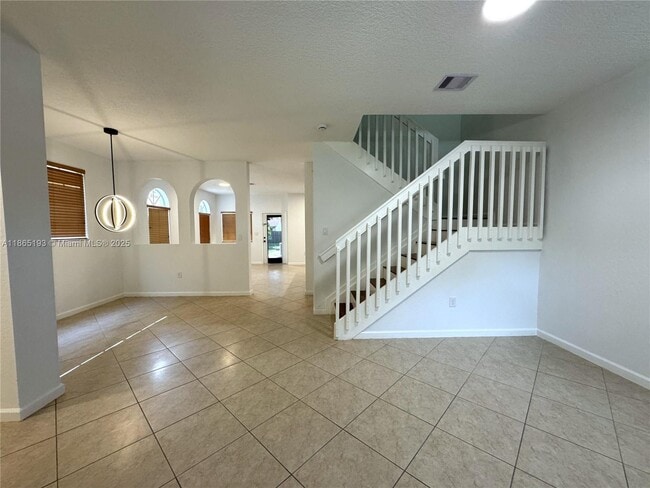 Building Photo - 13930 SW 279th Ln