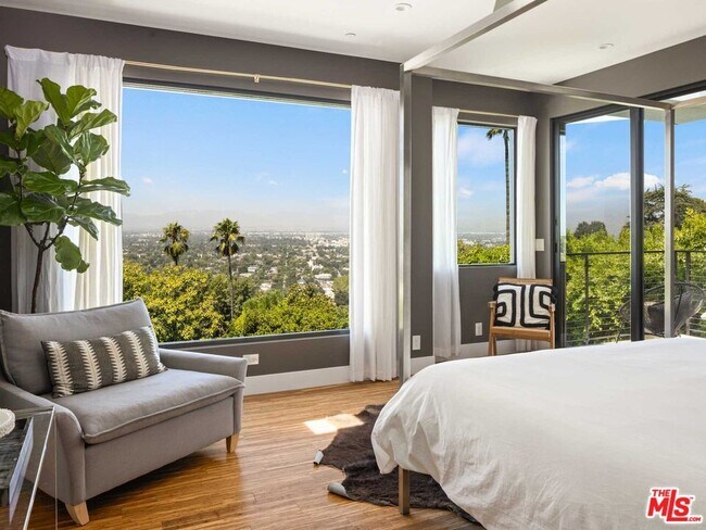 Building Photo - 3606 Berry Dr