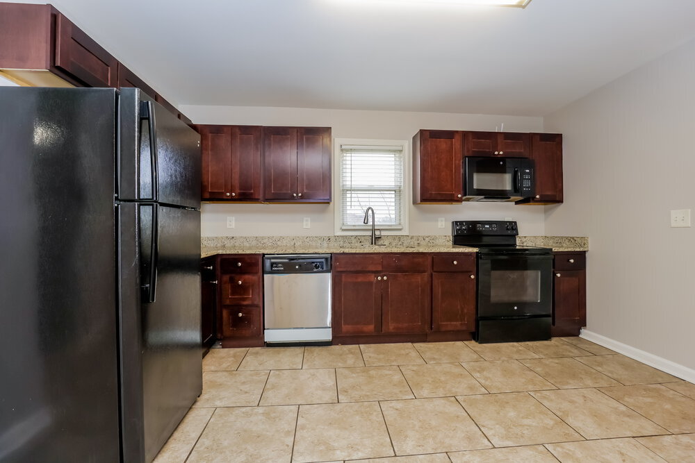 Building Photo - 209 Stones River Rd