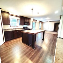 Building Photo - 9625 Cape Cod Dr