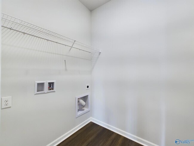 Building Photo - 22444 Regent Dr