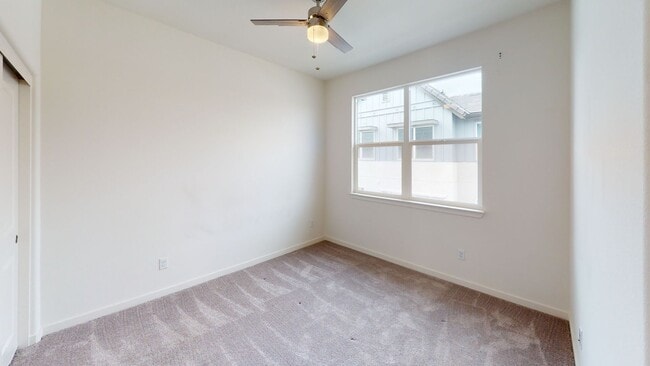 Building Photo - Delightful 3/2.5 condo in Rancho Cucamonga...