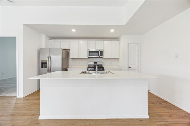 Building Photo - 27014 River Birch Ridge Dr