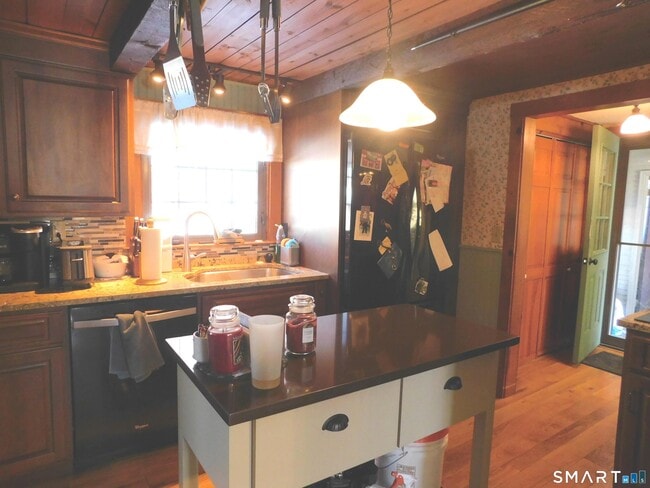 Building Photo - 125 Whittington Ave