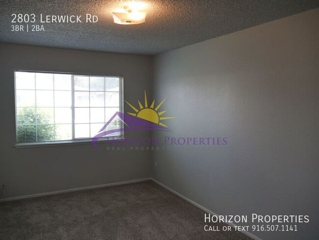 Building Photo - 2803 Lerwick Rd