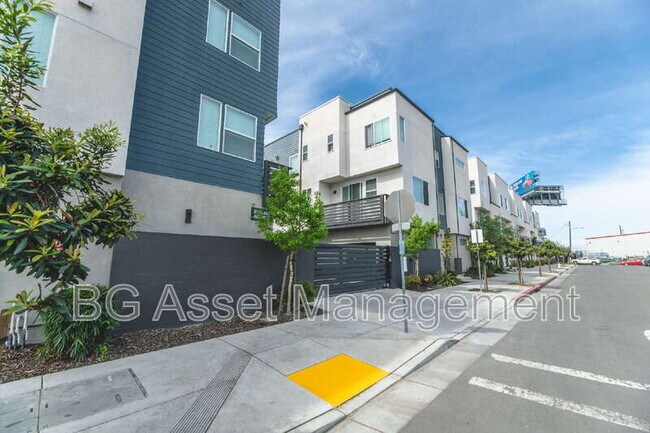 Building Photo - 3909 Wattling St