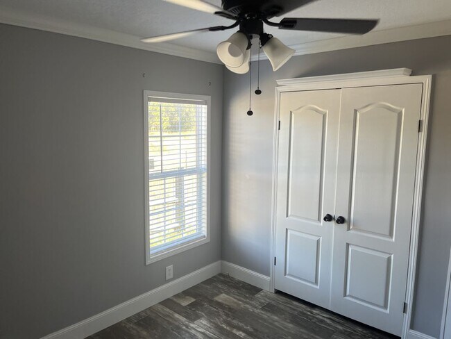 Building Photo - 3119 Wiley Ave