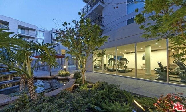 Building Photo - 267 San Pedro St