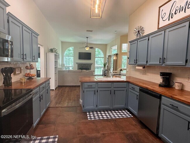 Building Photo - 1484 Wild Iris Ln
