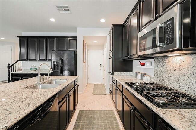 Building Photo - 10073 White Mulberry Dr
