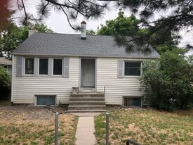 Building Photo - 383 NW Irving St