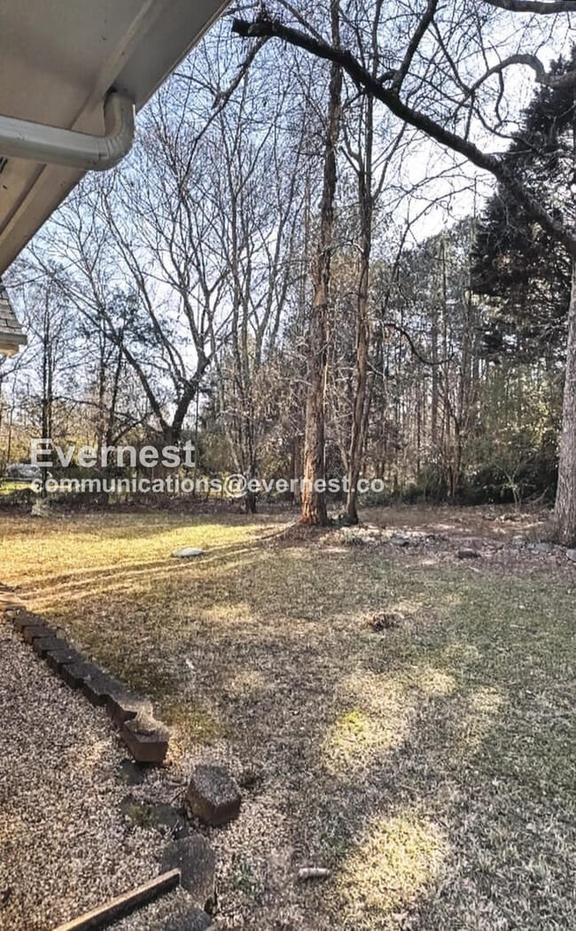 Building Photo - 1069 Estates Ct