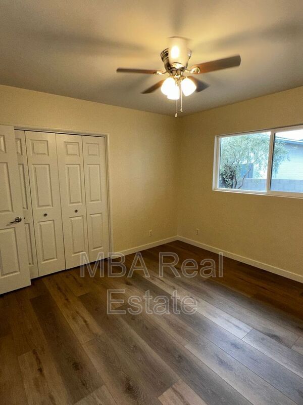 Building Photo - 660 W Erie St