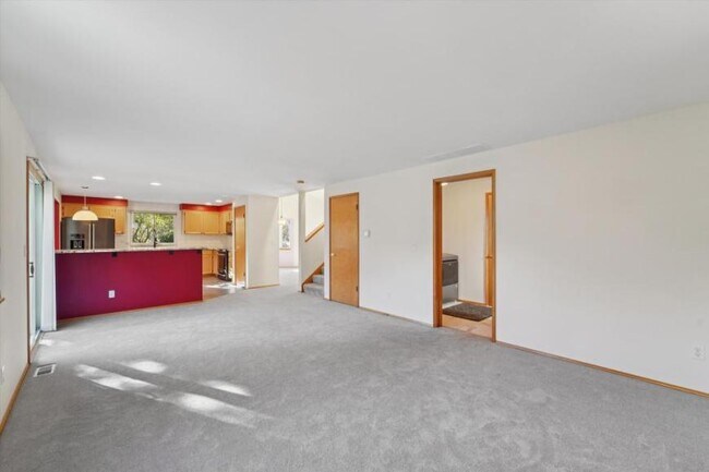 Building Photo - 4 bedroom in Maple Valley WA 98038