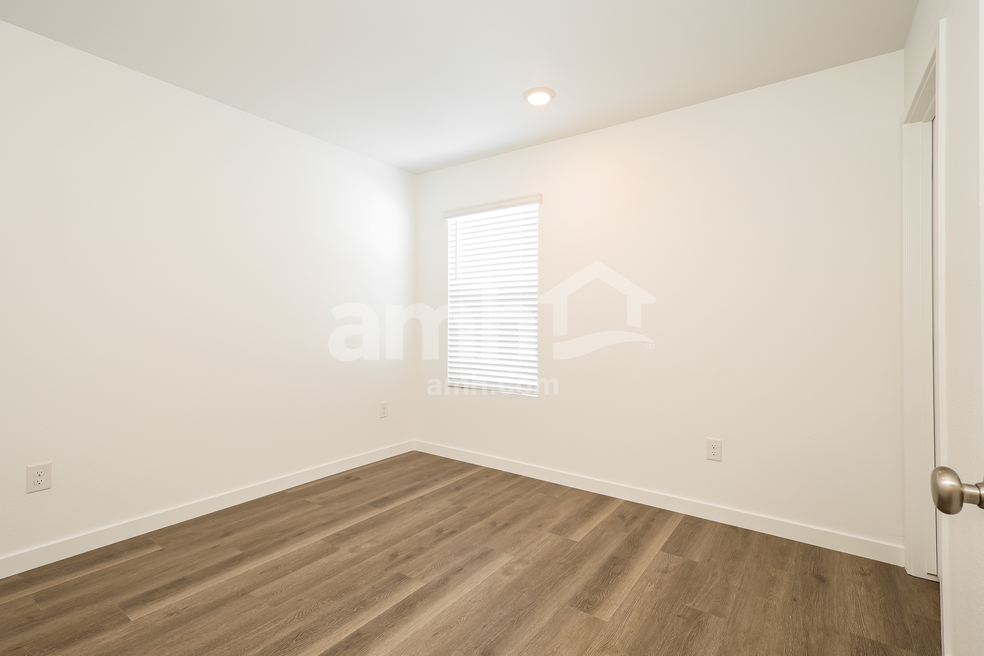 Building Photo - 2314 Dime Ave