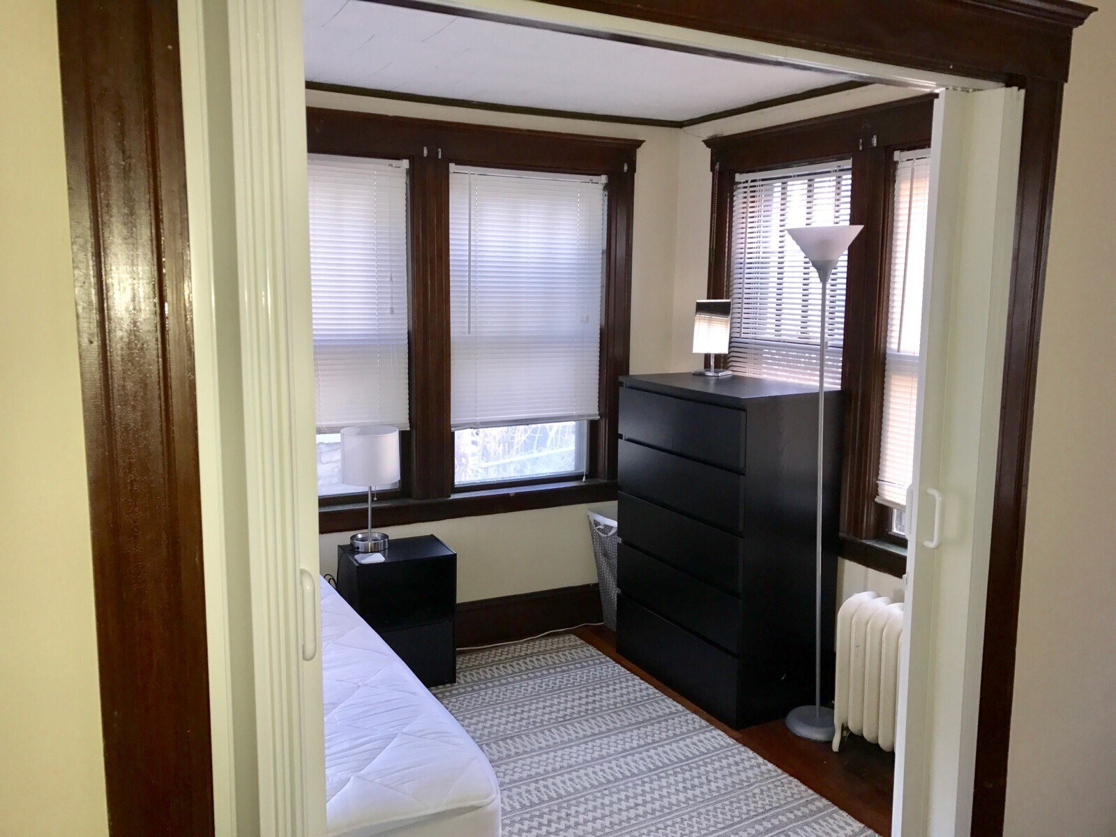 Building Photo - 171 Hillside St