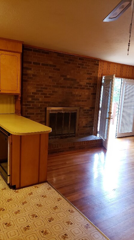 Building Photo - 280 Yeatts Rd