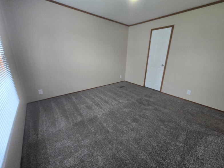 Building Photo - 3510 N 9th St