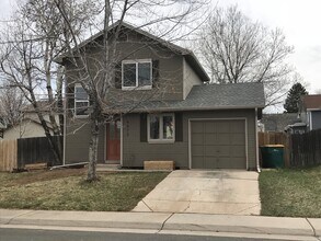 Building Photo - 4512 S Buckley Way