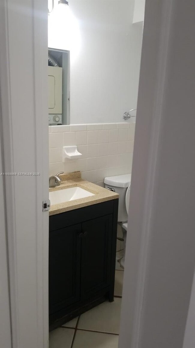 Building Photo - 5407 NW 27th St