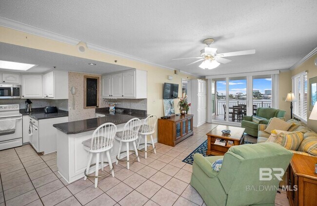 Building Photo - 4610 White Ave