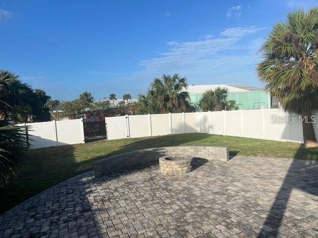 Building Photo - 212 S Daytona Ave