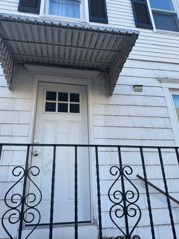 Building Photo - 178 Blackmer St