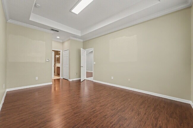 Building Photo - 2056 Clapper Tr