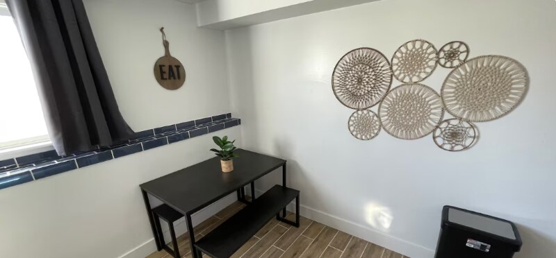 Building Photo - 642 Star Crest Dr W