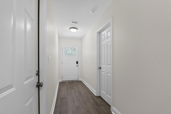 Building Photo - 5282 Kervin Rd
