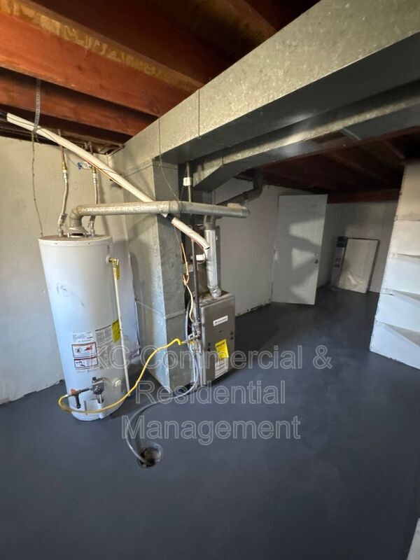 Building Photo - 218 SW 19th St