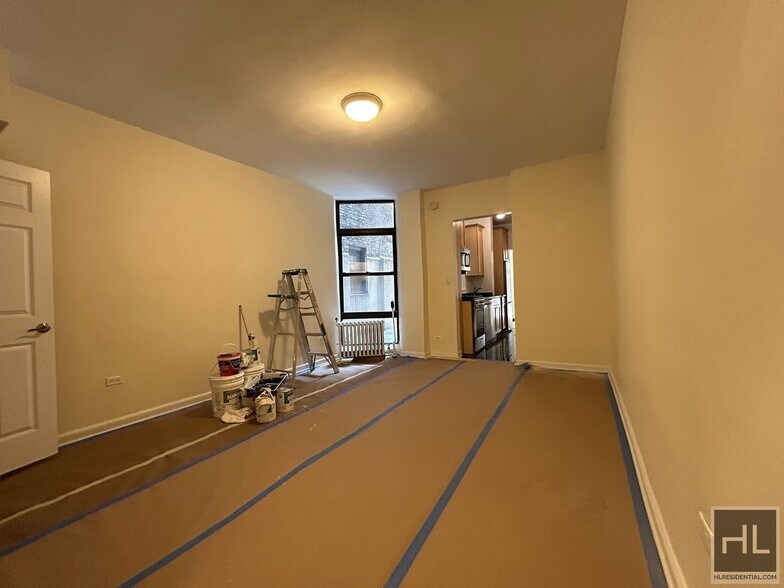 Building Photo - East 84th Street
